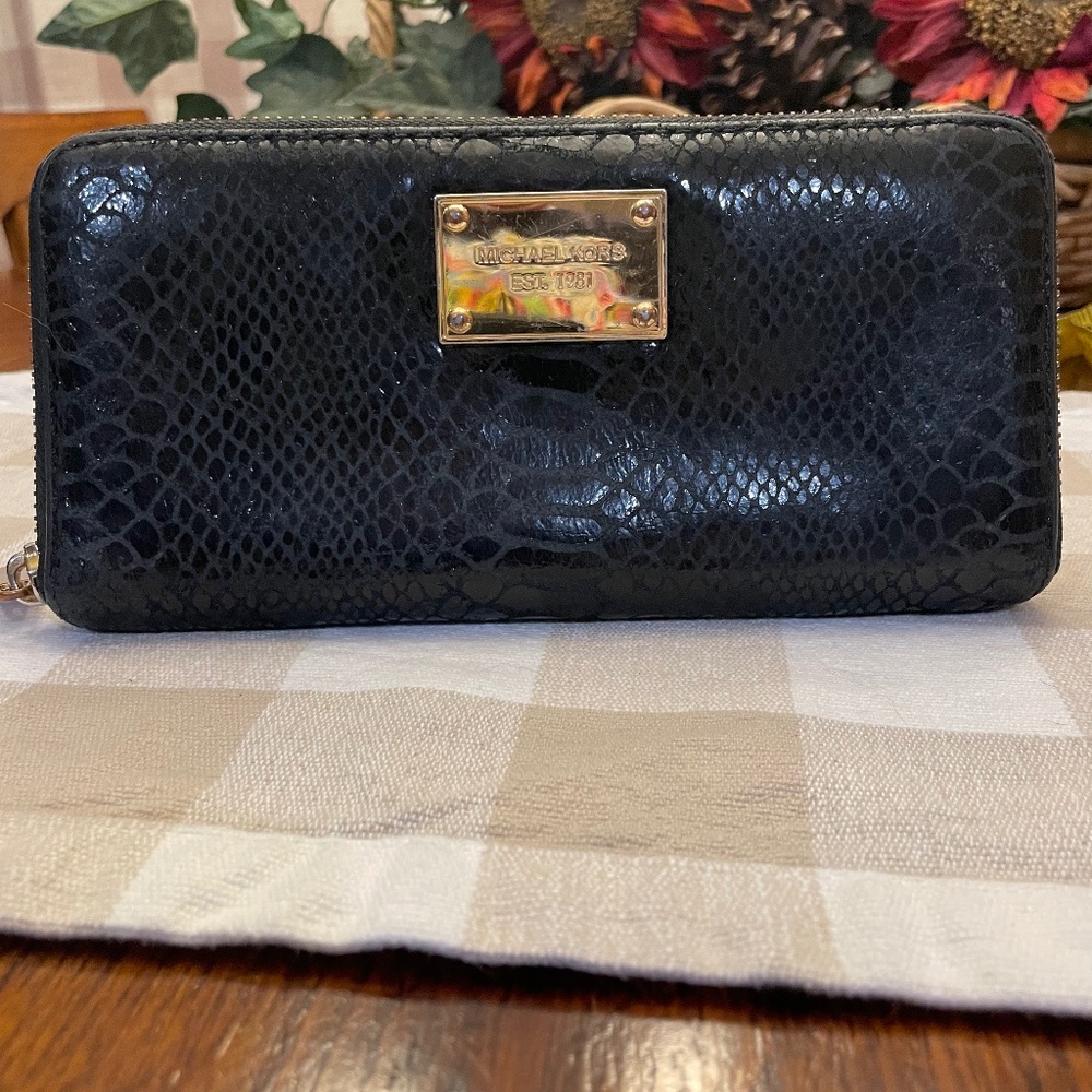 Micheal Kors Large Zip Python Snake Embossed Wall… - image 1